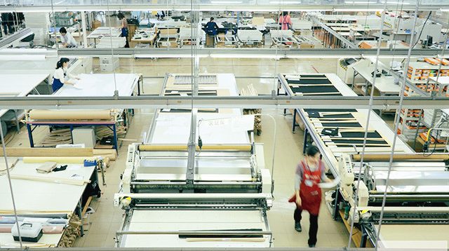 医療用ユニフォーム「ドクターコート&ジャケット」の共同開発事例